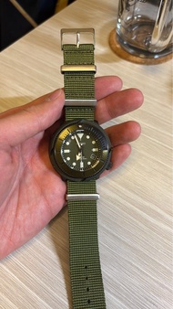 Seiko 潛水錶 軍綠色錶帶
