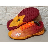 Yonex aerus z