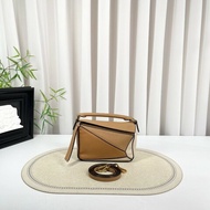 Loewe羅意威 puzzle mini焦糖色拼色幾何包 手提方便 可單肩可斜挎 皮質柔軟 日常百搭