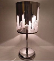 手感觸光暗調教 鋁剪影枱燈 城市