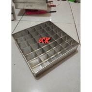 22x22x4 Cm Divided Pan