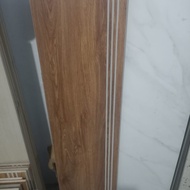 Granit tangga motif kayu 30x120 garuda