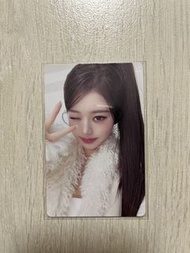 IVE 張員瑛官方小卡