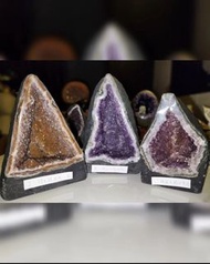 🔮超極品🔮天然烏拉圭小晶洞 桌面小紫晶洞/彩晶洞 烏拉圭紫彩晶洞 紫黃晶洞 綠幽靈晶洞 水晶簇帶洞（可放水晶手串消磁淨化）