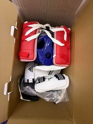 Adidas 跆拳道護具頭盔手腳全套
