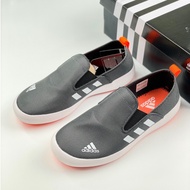 in stock B Slip-On Dlx men women slippers on outdoor sneakers