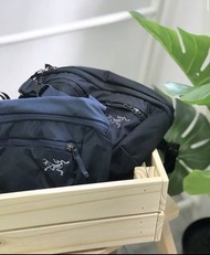 Arc’teryx Bag (100%real and new) 未拆牌