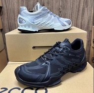 🐻‍❄️ecco愛步 BIOM GTX 機能戶外跑步鞋 越野徒步鞋 銀白 黑色 男女款
