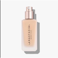 Anastasia Beverly Hills - Anastasia Beverly Hills Impelcable Blurring Second-Skin Matte Foundation