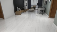 LVT FLOOR กระเบื้องยาง กระเบื้องยางลายไม้ กระเบื้องยางมีกาวในตัว กระเบื้องยางปูพื้น วัสดุปูพื้น แต่งห้องนอน หนา 2-2.4 มม 5ตรม(36แผ่น)/กล่อง