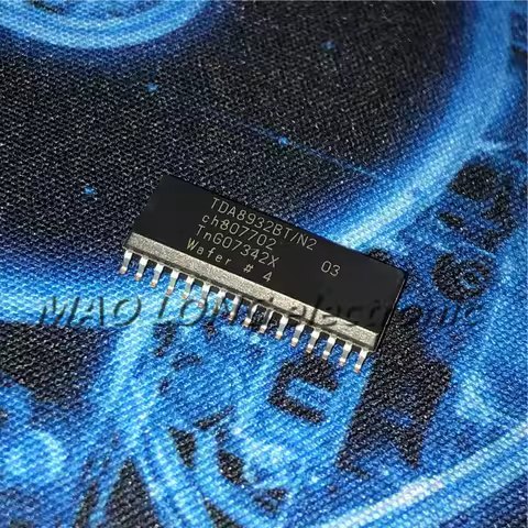 5PCS/LOT TDA8932 TDA8932BT SOP-32 Class D Stereo Amplifier Chip In Stock