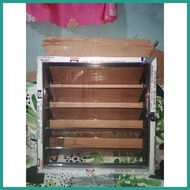 ☻ ❏ jalousy window brown glass