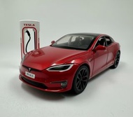 Tesla Model S 玩具車 紅色 1:24 電動車 & 充電樁模型 金屬車身 #男朋友禮物