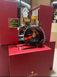 全港高價求：酒樽擺件 酒樽 空樽 吉樽 酒盒 酒瓶 麥卡倫25年、麥卡倫30年、麥卡倫18年、‎Macallan18 ‎Macallan25 ‎Macallan30、山崎18年25年新老款、白州18年