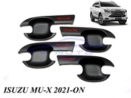 เบ้ามือจับประตู สีดำด้าน โลโก้แดง Isuzu Mux Mu X 2021-2022 เบ้ามือจับ เบ้ารองมือเปิด อีซูซุ มิวเอ็กซ์ มิวเอ็ก 21-22 เบ้าประตู เบ้ากันรอย ดำด้าน แดง