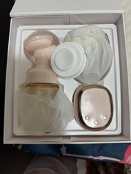 電動吸奶器