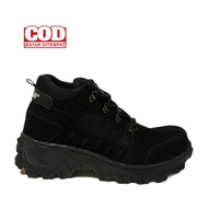 Caterpillar Men's Safety Boots