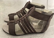 CAT Caterpillar啡色涼鞋38.5