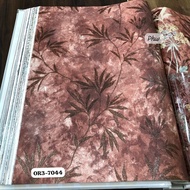 MERAH SIMPLE MINIMALIST RED CREAM WHITE SCROLLED LEAF FLOWER WALLPAPER OR3