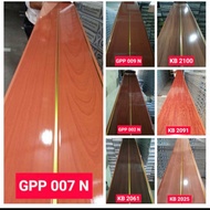 plafon PVC motif kayu glosy