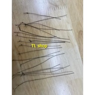 10 strands of thick, thick hair.