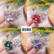 Luxury Swan Brooch B580