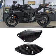 Suitable for Yamaha R3 R25 100% carbon fiber motorcycle accessories, rear seat footstool foot cover 