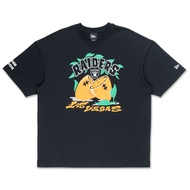 New Era เสื้อยืดแขนสั้นรุ่น Las Vegas Raiders Nfl Fun Graphic Black Oversized Short Sleeve T-Shirt