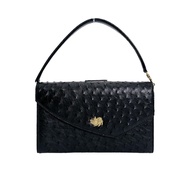 鴕鳥皮手拿包，尖頭設計，單手柄，金色五金配件，手提包

鴕鳥皮，黑色 [二手]