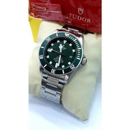 Tudor_Automatic watch with box
