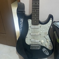 Fender Stratocaster Marble Bekas/Second + Equalizer dan Tuner