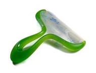 玻璃清潔刮刀，綠色果凍造型用於刮除浴室水蒸汽起霧的浴鏡或沾水清潔玻璃，把手緊握穩固舒適可吊掛