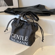 Thailand Niche Large-Capacity Bucket Denim Bag 2024 New Gentle Woman Casual Shoulder Bag Fashion