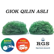 [Bayar di Tempat] SEPASANG LIONTIN BATU GIOK BURMA NATURAL MOTIF QILIN