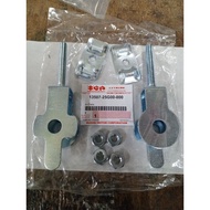 SUZUKI BELANG150 CHAIN ADJUSTER full set chain puller penarik rantai talik plate cover swing arm pen