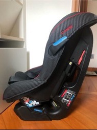 Combi 兒童安全座椅