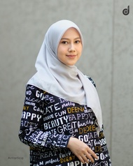 PROMO HIJAB DEENAY POLOS LIZA ANTARTICA/ABU MUDA SEWING JAHIT TEPI BORDIR DAN PIN PLAT D DALAM SAT