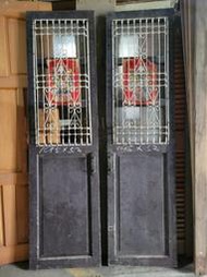 台灣檜木門  [檜木門窗]古董窗 復古 舊門 舊窗戶 檜木門 50、60年代 窗戶 門 舊窗