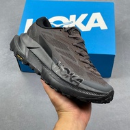 Mafia X running shoes are suitable for both men and women, designed to reduce vibration while runnin