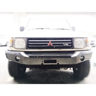 Mitsubishi Pajero v31 Bull Bar