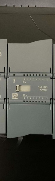 SIEMENS   Digital Input/Output Modules SIMATIC  S7-1200 SM1223   สภาพใช้งาน 99%)