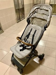 Nuna Trvl 輕量自動收摺嬰兒推車