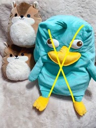 現貨 日本鴨嘴獸泰瑞攬枕 agent p Perry the Platypus紙巾套 二合一 鴨嘴獸泰瑞公仔 30cm/$299.99不議價✨手感非常好，做攬枕正！🔻kellytoy squishma