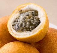 GRANADILLA / ECUADOR PASSION FRUIT SEEDS (20 pcs) / 20 BIJI BENIH MARKISA ECUADOR ( GRANADILLA )