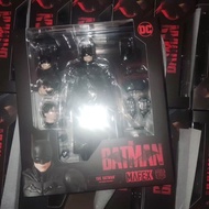 Ready Stock Double Cover MAFEX New Batman Robert Patinson Movie Version 20cm Movable CRH WLVS