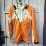 Windbreaker Elder Gorpcore