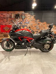 Ducati Diavel Carbon 1198 地獄惡魔 碩文車