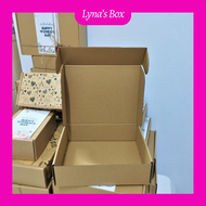 50 hộp carton nắp gài kích thước hộp carton 25x20x7 cm làm hộp đựng quà tặng thân thiện môi trường