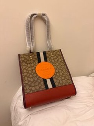 NEW ✨ Coach Dempsey Tote