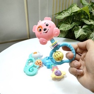 The 7 Piece Animal-Shaped Dice Toy Set Stimulates Movement And Senses Of The Baby